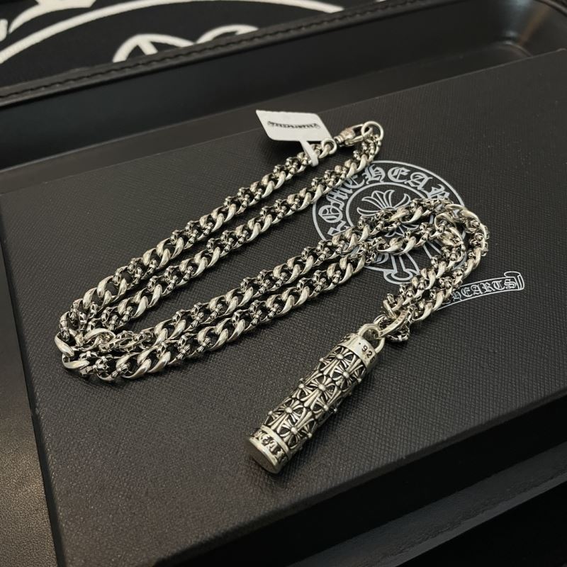 Ch*0me He**ts necklaces